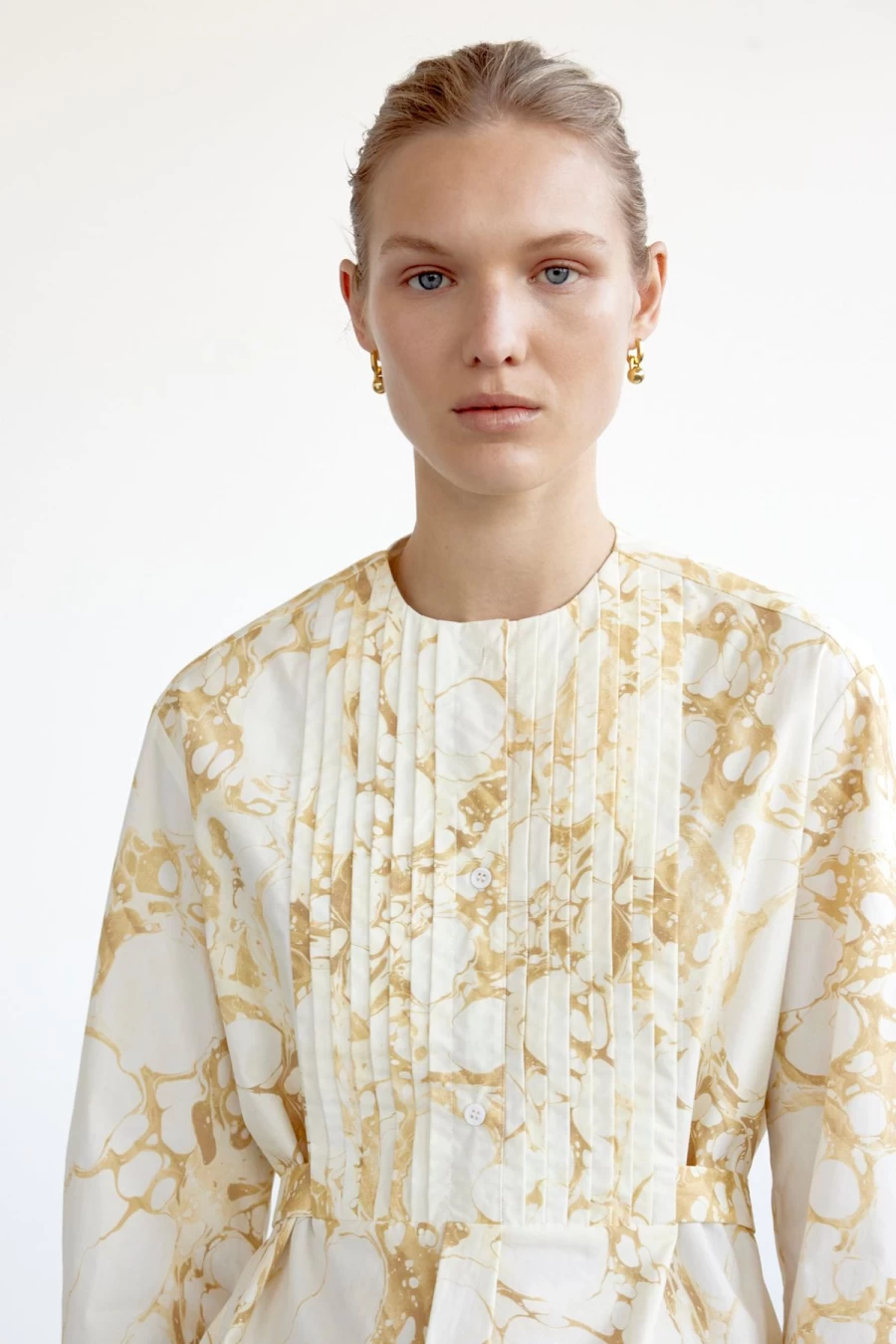 New Foemina Becca Shirt, Cellular Print Gold | Foemina