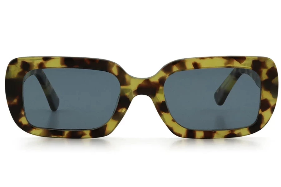 Best Bask Sandy Havana Tort/Light Blue Polarised | Bask Eyewear