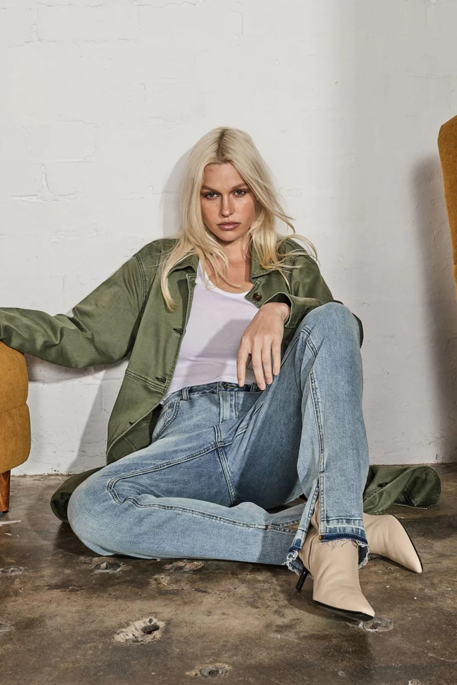 Hot Kireina. Eva Trench, Khaki | Kireina